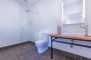 White Road ensuite